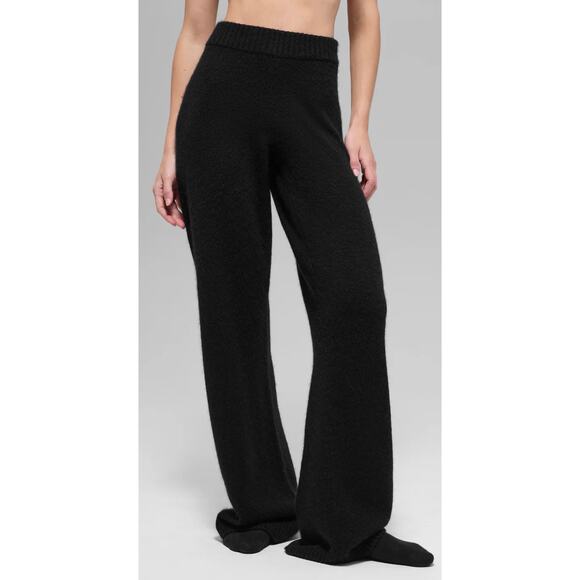 ALO Yoga Pants - Alo Yoga Wool Cashmere High-Waist New Class Wide Leg Pant Black Small